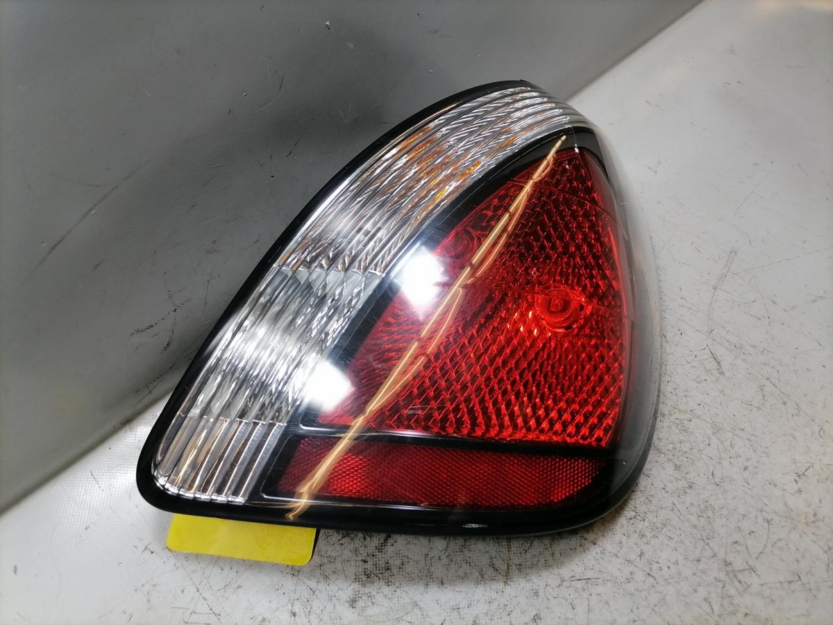 Kia Rio 2 JB original R&uuml;cklicht R&uuml;ckleuchte Schlussleuchte rechts Flie&szlig;heck Bj.2005